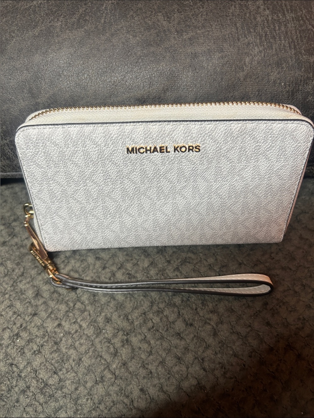 Michael Kors Silver White Wristlet Card Holder with Gold Logo, NWT
